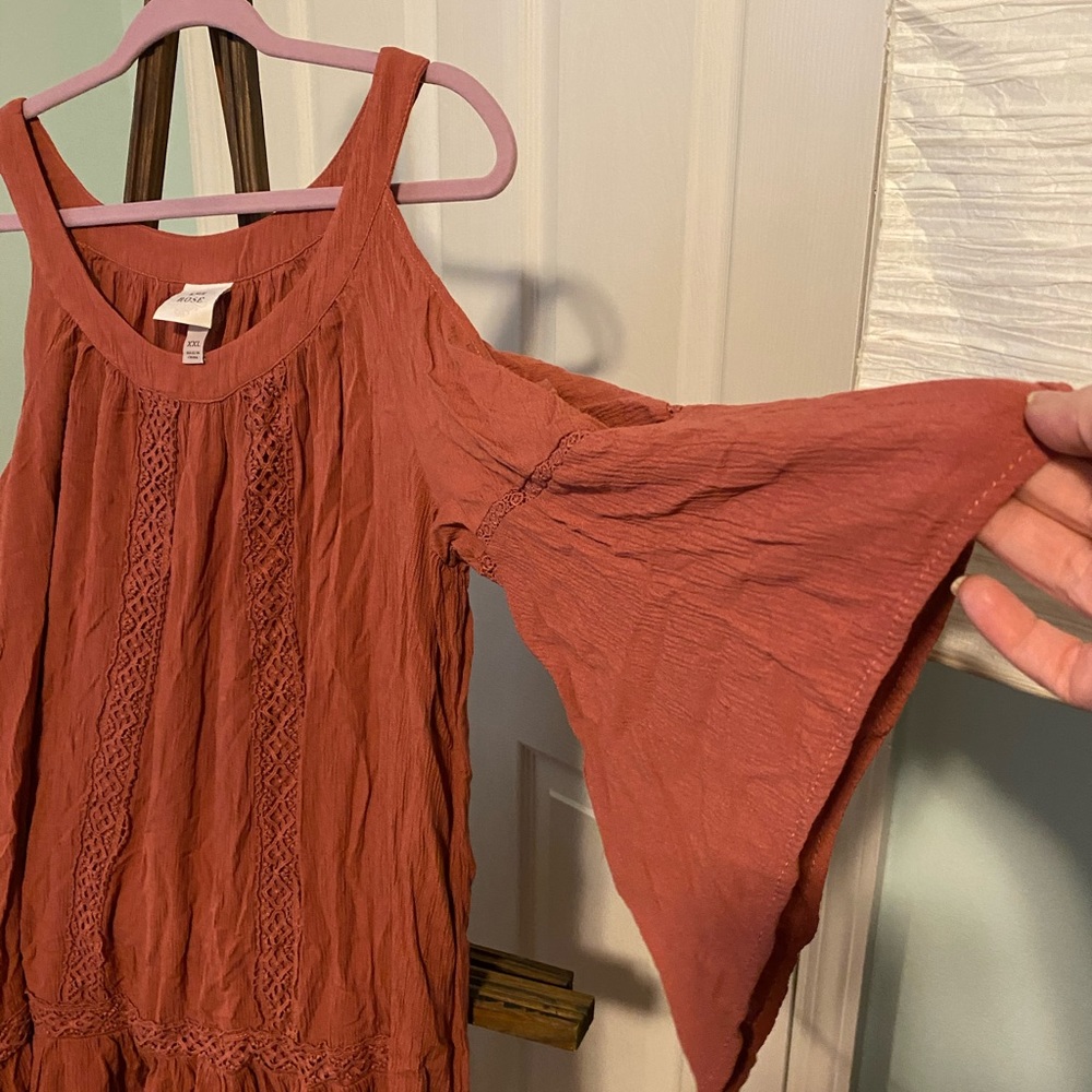 Knox Rose cold shoulder swing dress, bell sleeves.